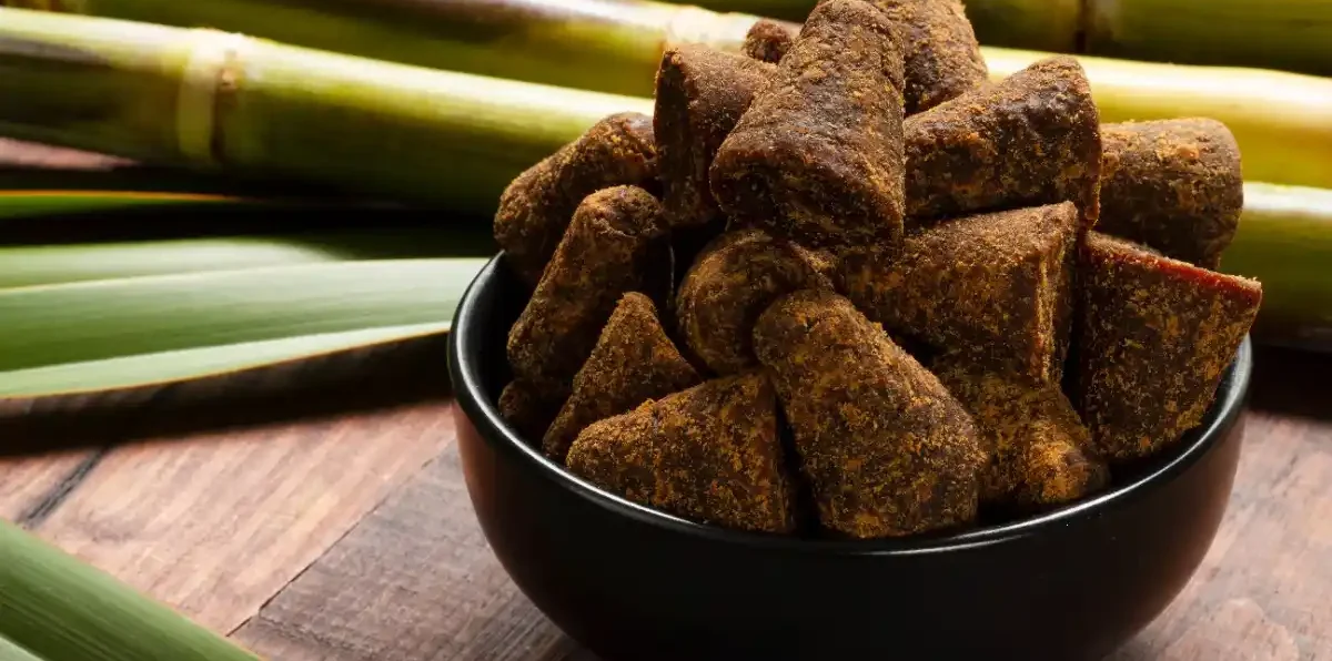 Buy organic jaggery online in Kerala from Kales Agro, made from natural sugarcane.